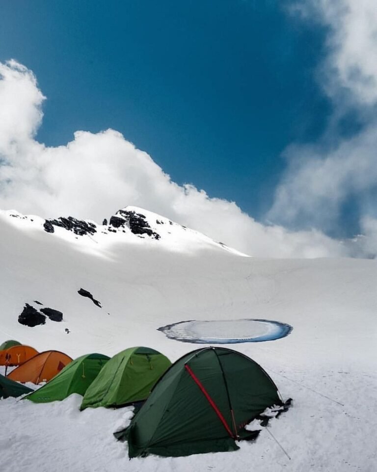 bhrigu lake trek from delhi