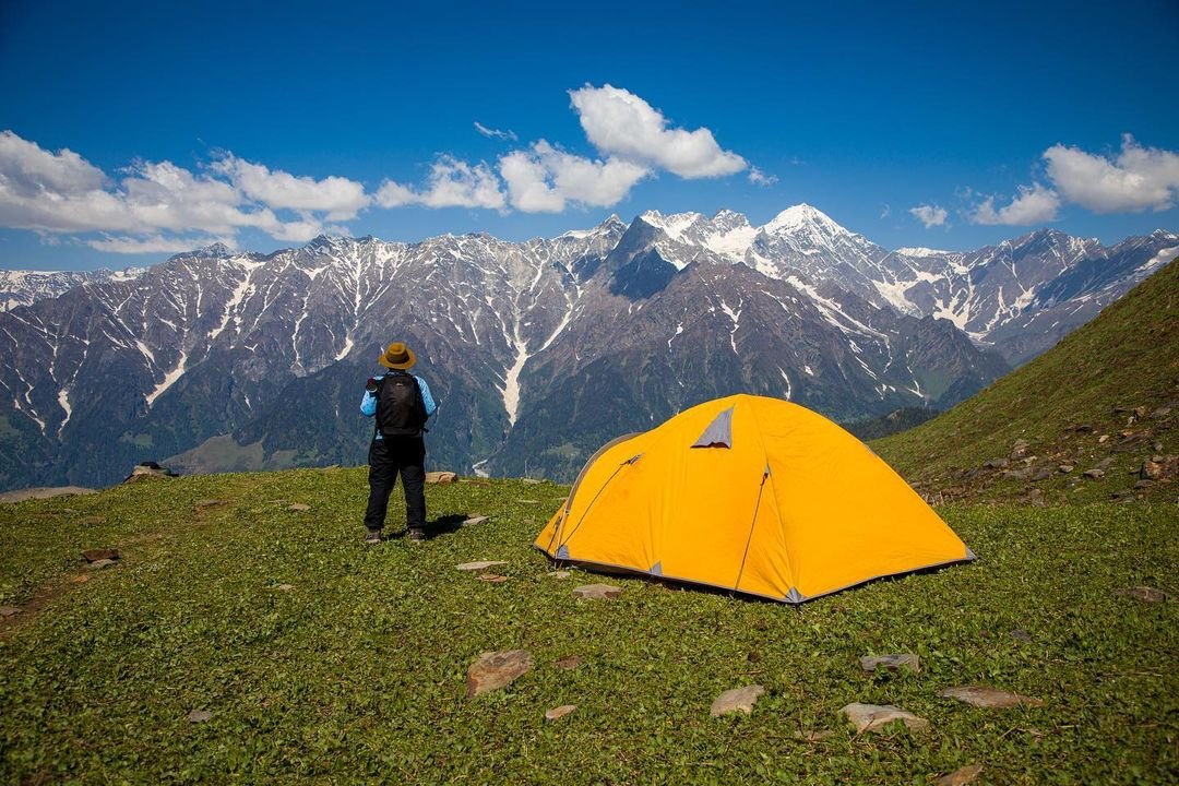 bhrigu lake trek booking